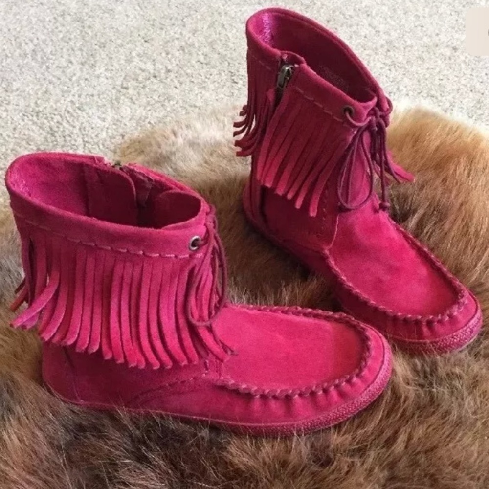 UGG Australia Womens Kaysa Fringe Moccasin Boots